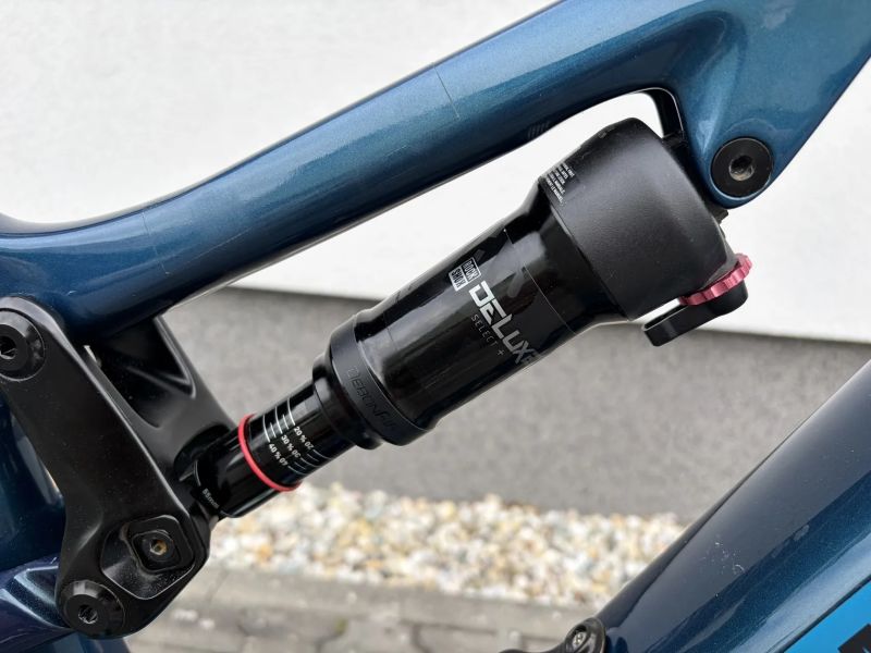 Instinct PowerPlay Carbon 50 vel.L. 720Wh, 108Nm, 750W