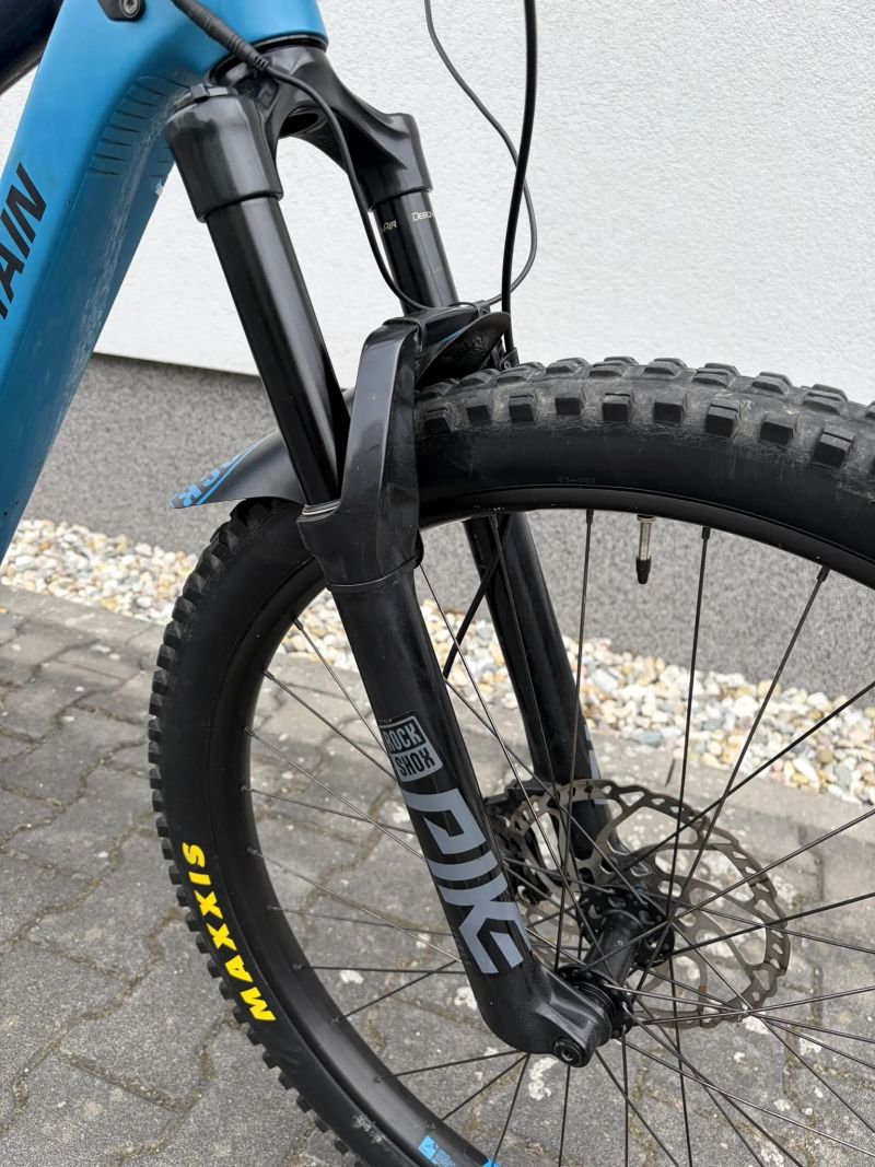 Instinct PowerPlay Carbon 50 vel.L. 720Wh, 108Nm, 750W