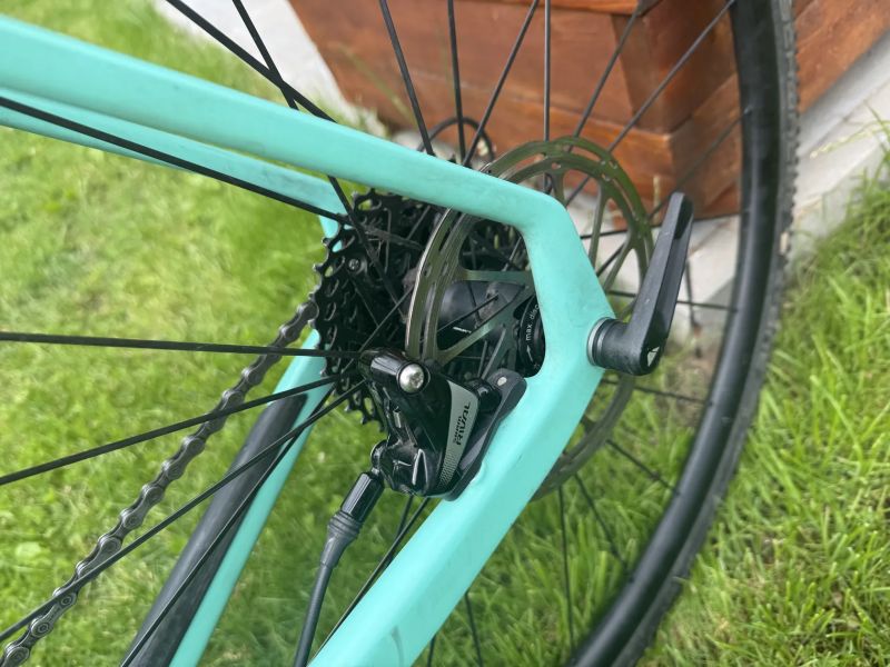 Canyon Inflite CF SL Disc