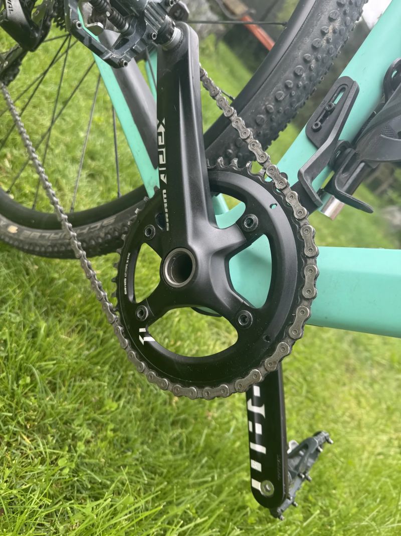 Canyon Inflite CF SL Disc