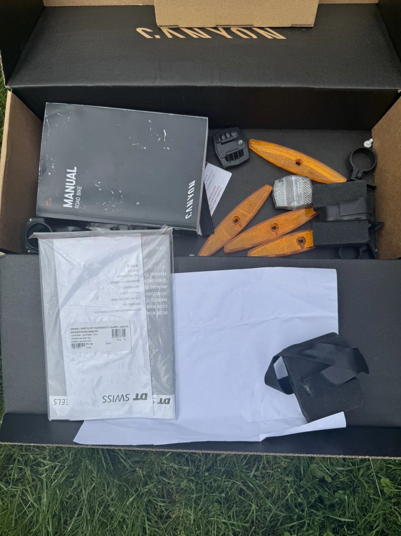 Canyon Inflite CF SL Disc