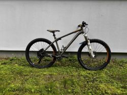 trailový hardtail NS Bikes Eccentric Djambo 2018 vel. L
