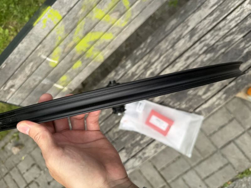Prodám zapletená kola Fulcrum Racing 3 DB