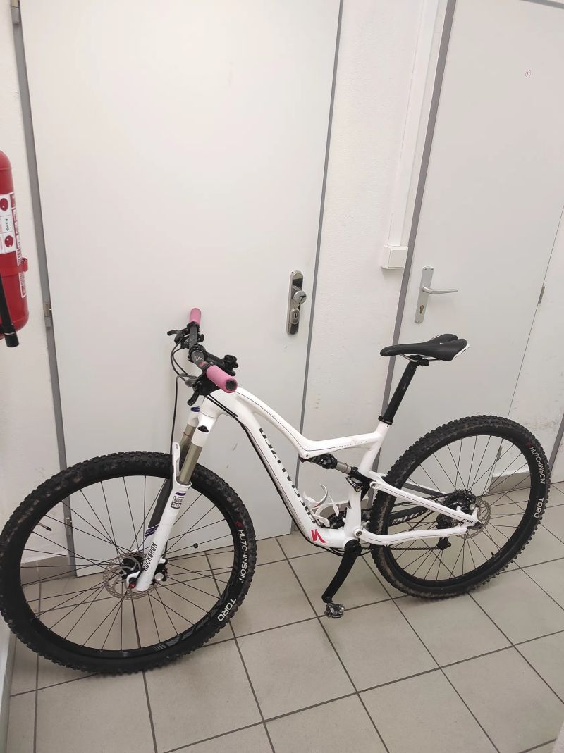 Specialized FSR (L) 29" celoodpružené horské kolo