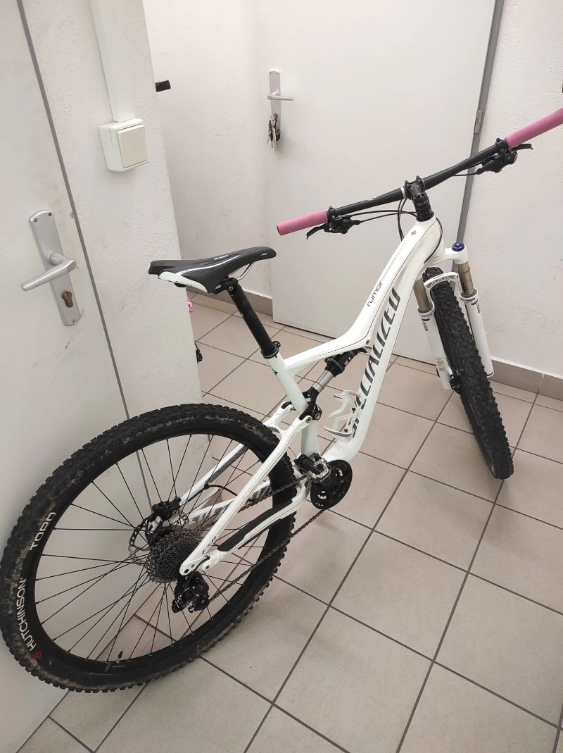 Specialized FSR (L) 29" celoodpružené horské kolo