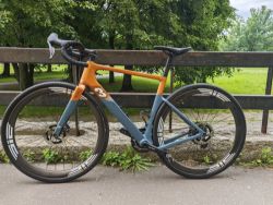 Špičkový Aero gravel 3T exploro racemax 54, Shimano GRX 2x12 Di2, karbonové kola Eie (DT 240)