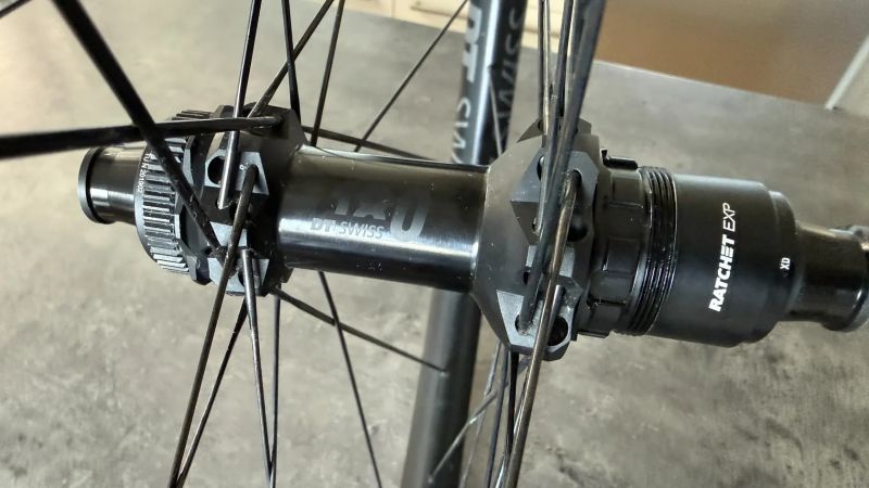 Karbonová kola DT Swiss XRC 1200 29“ centerlock, náboje DT SWISS 180 straightpull