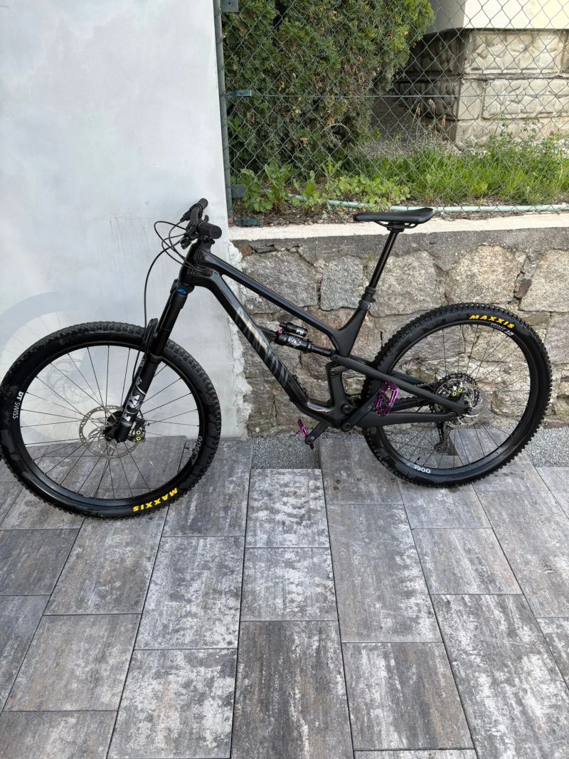 Canyon Spectral CF8