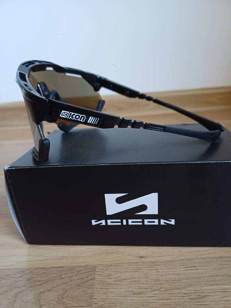 Brlýe SCICON Aeroshade