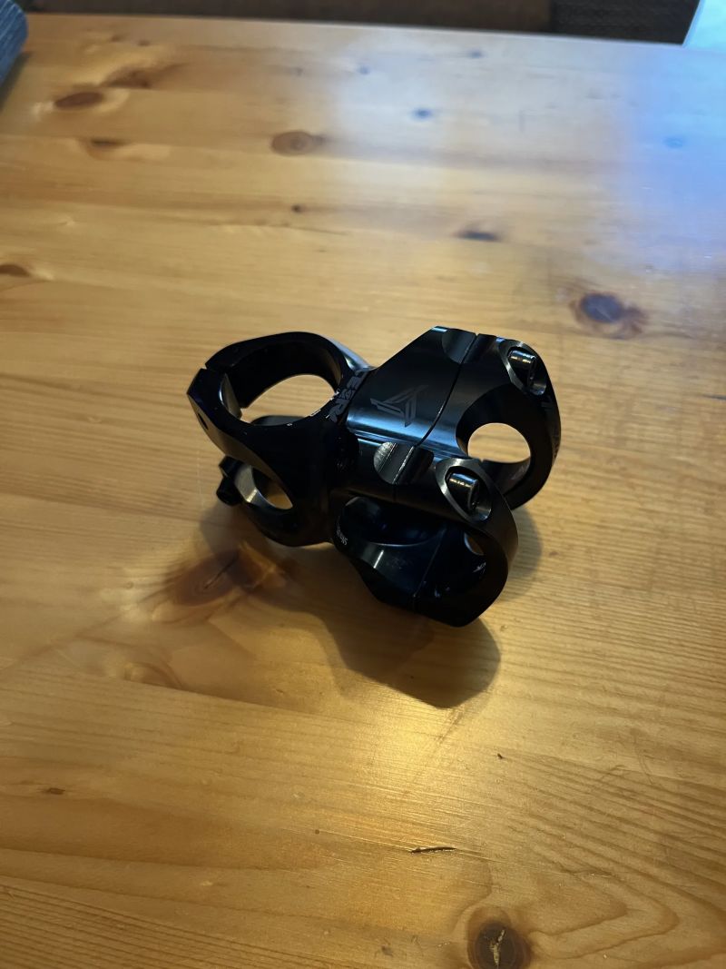 Race Face Turbine R představec 