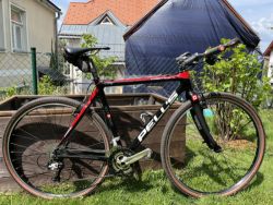 Prodám Pells Demon Carbon