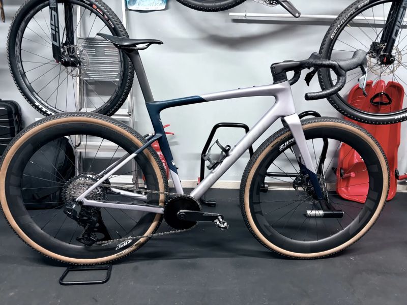 Specialized Crux 5 56cm amethyst frost rámová sada 