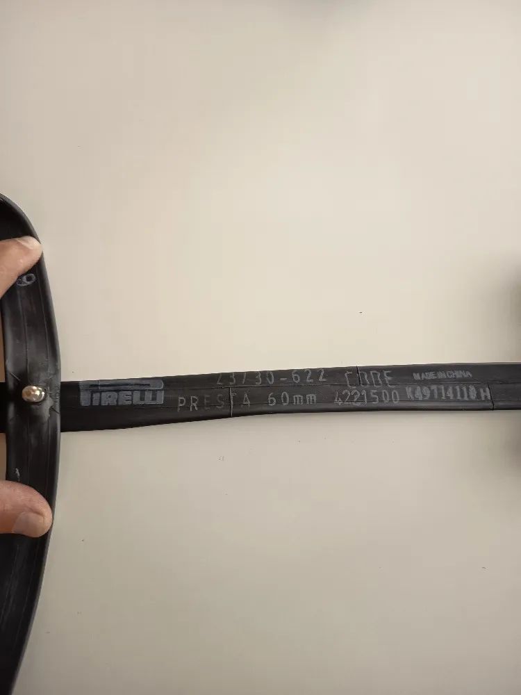 NOVÉ 2ks Schwalbe One v šířce 30 mm + 2ks duší Pirelli 23 -30/60