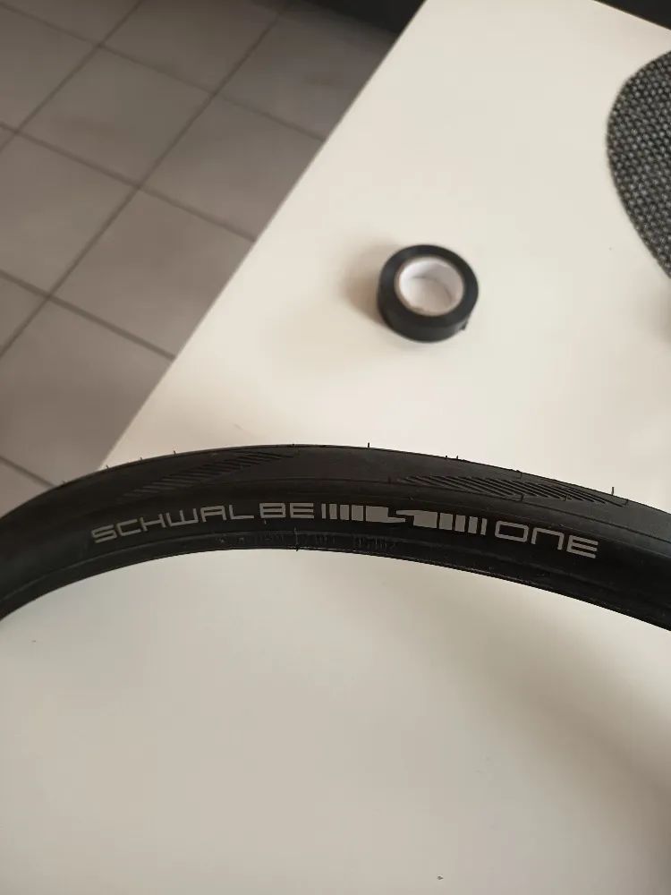 NOVÉ 2ks Schwalbe One v šířce 30 mm + 2ks duší Pirelli 23 -30/60