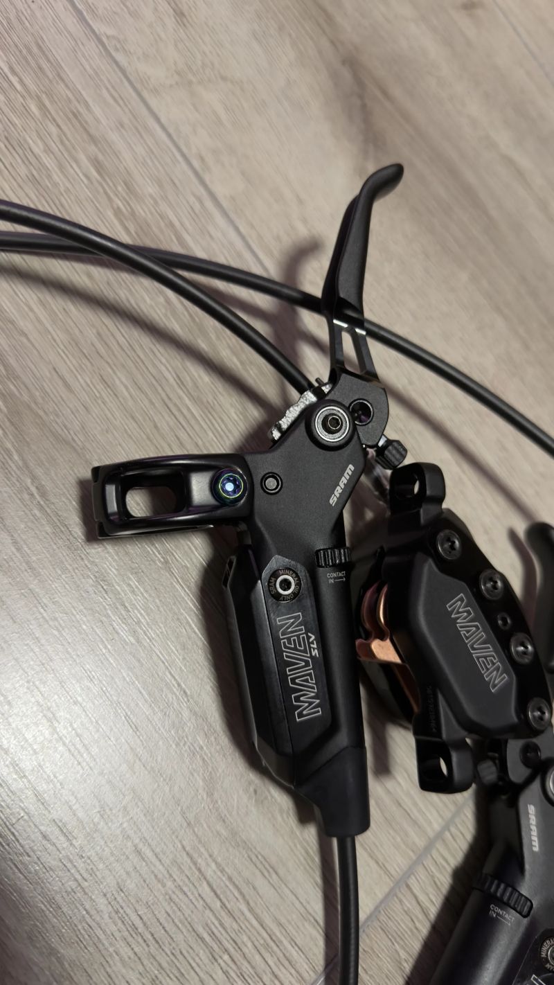 Brzdy SRAM MAVEN Silver