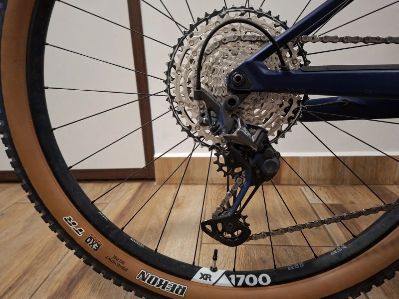 Canyon Lux CF