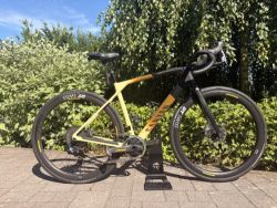 Canyon Grail CF SLX 9 eTap SRAM RED