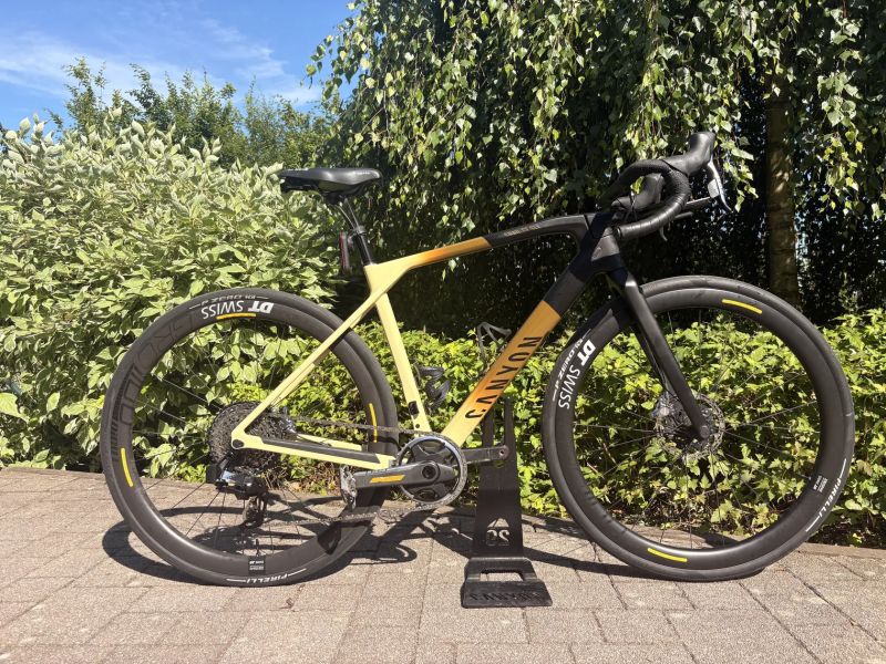 Canyon Grail CF SLX 9 eTap SRAM RED