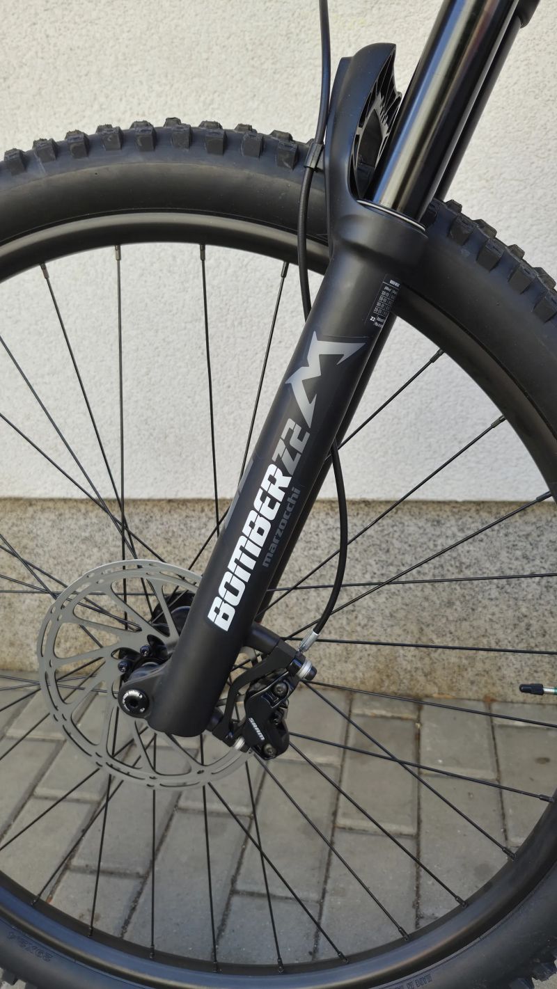 Nový GT Sensor ST Carbon Elite super sparkle teal - vel. L