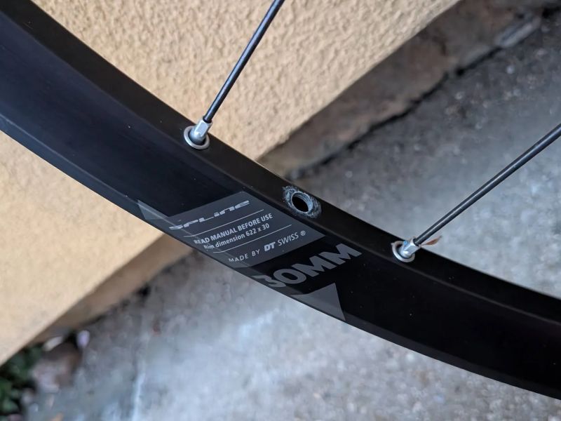 29" kola DT Swiss H 1900 Spline