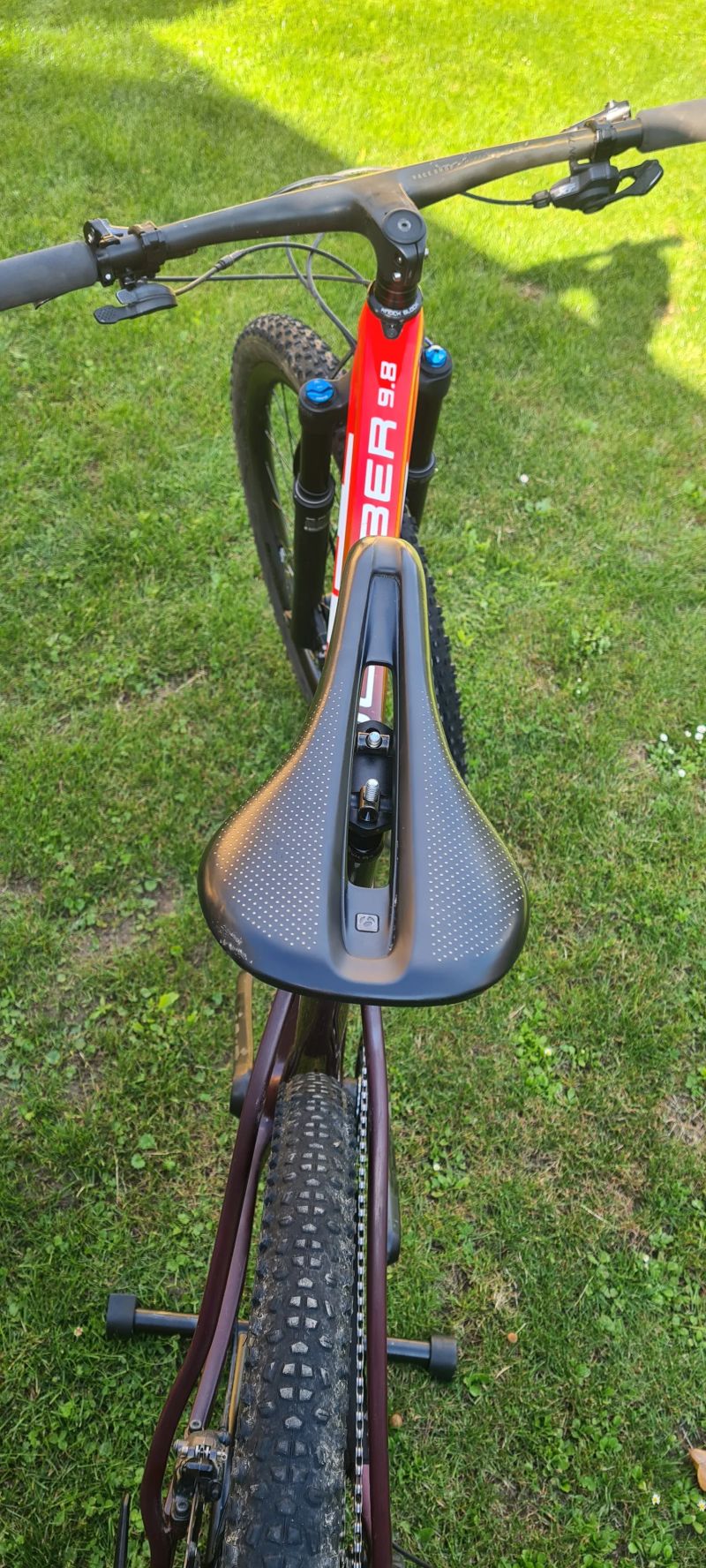 Trek PROCALIBER 9.8.- KARBONOVÁ KOLA 9.8kg