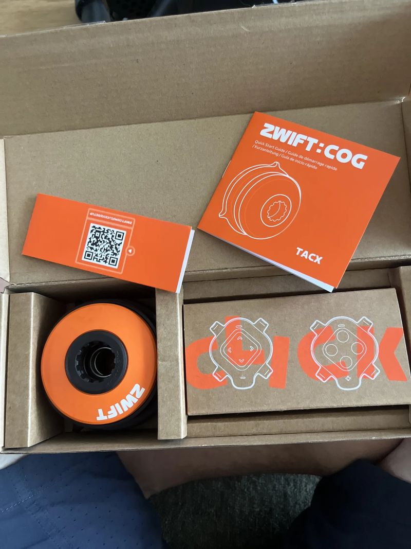ZWIFT Cog i s ovladacem pro trenazer Tacx