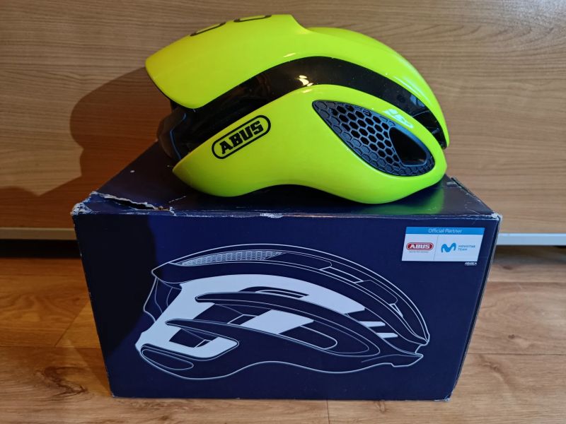 ABUS GAMECHANGER vel. L (59-62), jako nová 2x použitá, PC: 3500 Kč