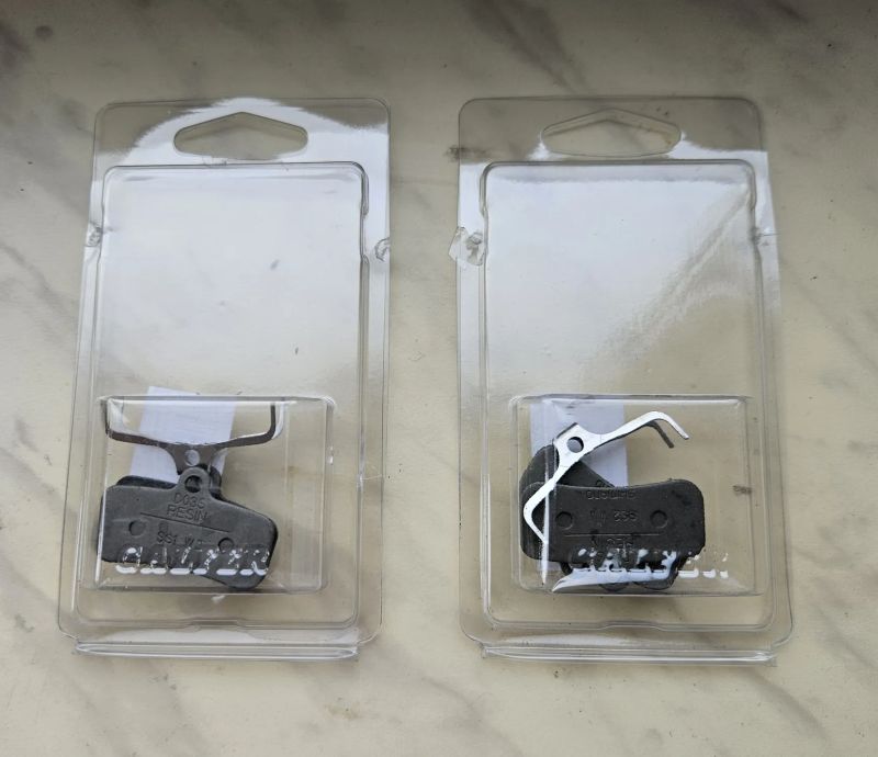 Nové brzdové destičky Shimano DO3S 