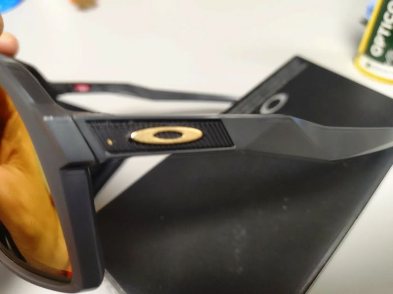 Oakley SUTRO