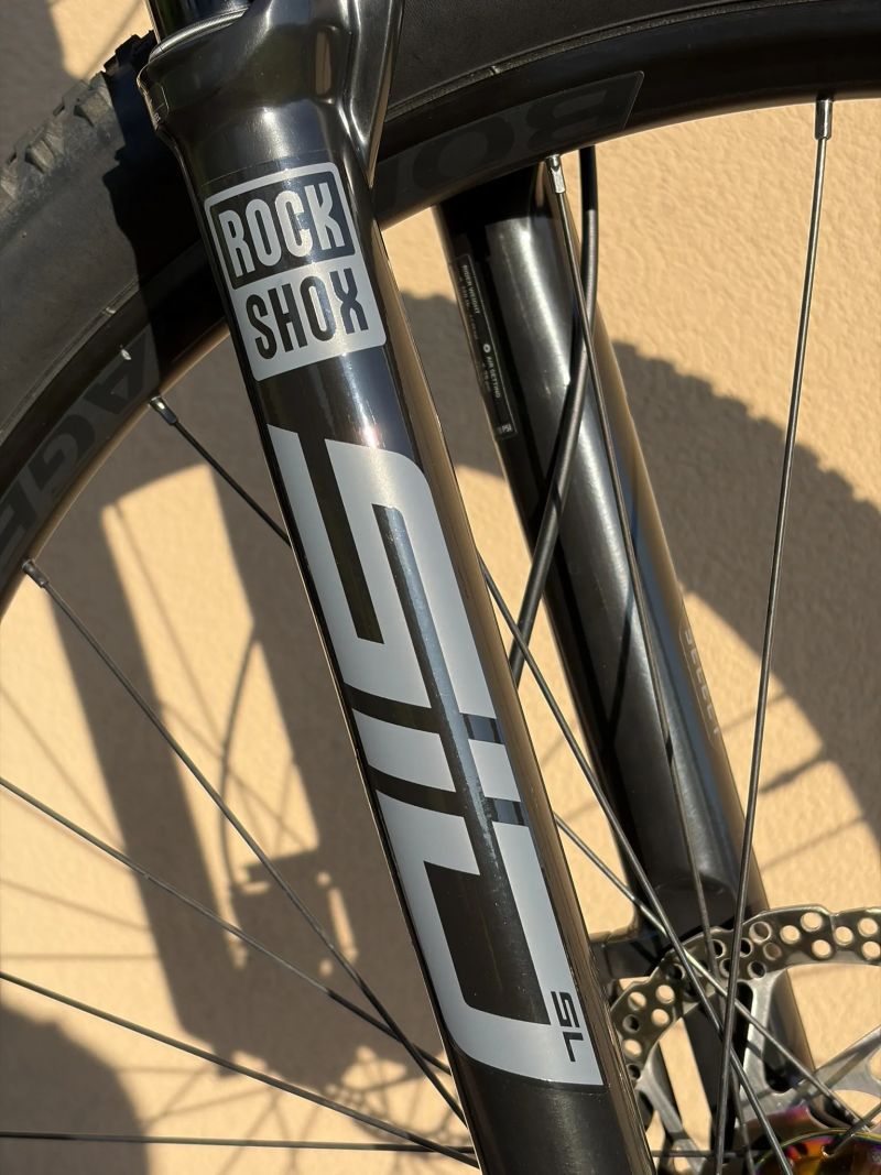 Horské kolo TREK Procaliber 9.6 Blue Carbon Smoke, komponenty SID/XT, vel. ML – ZÁNOVNÍ