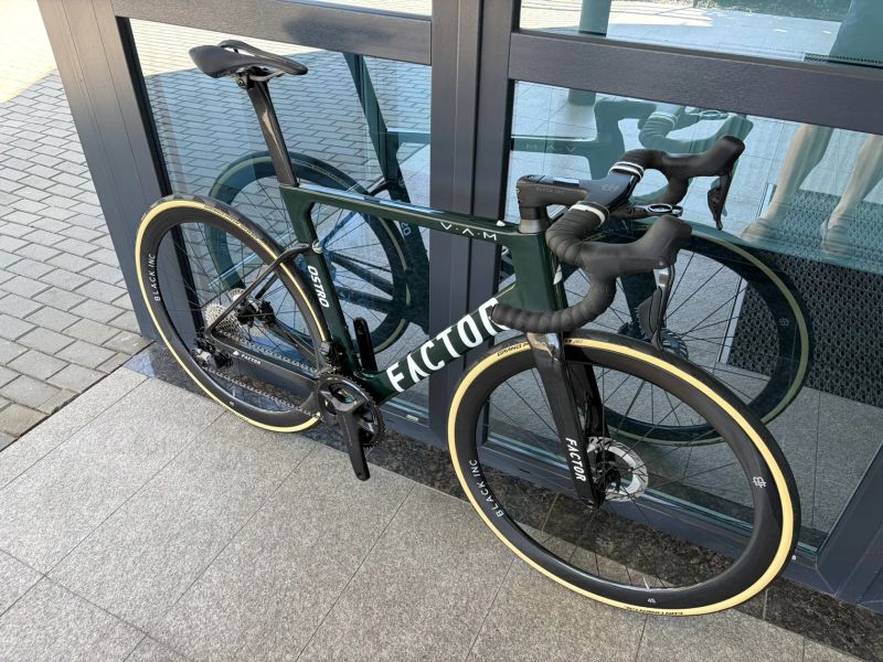 Factor OSTRO V.A.M. Racing Green vel. 56