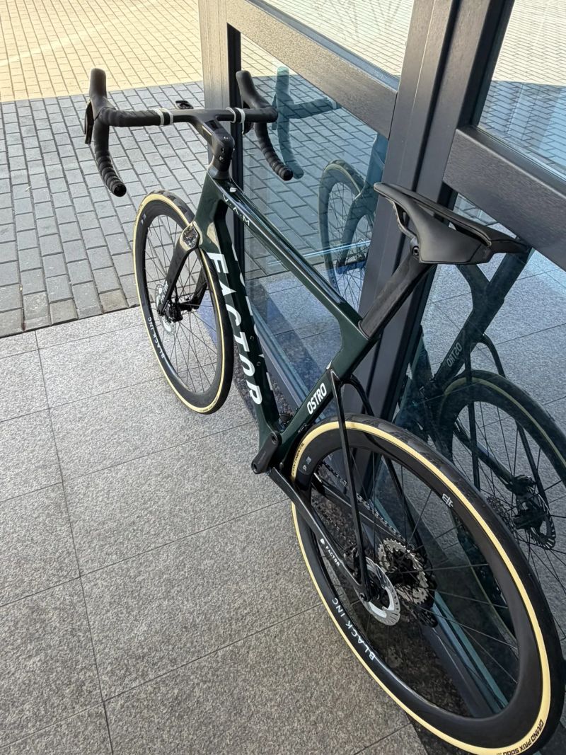 Factor OSTRO V.A.M. Racing Green vel. 56