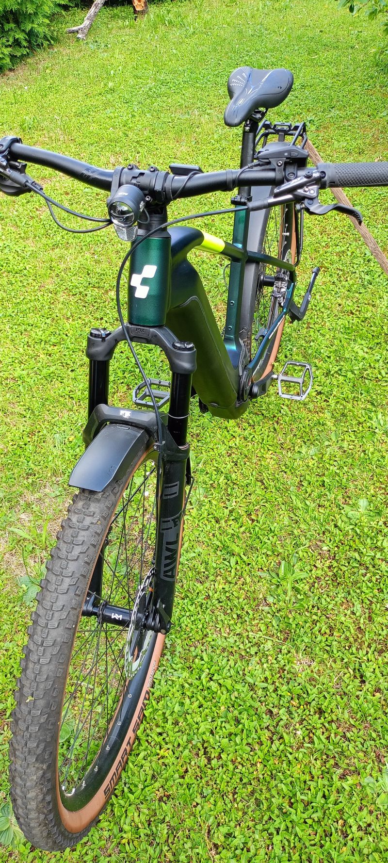 29" CUBE Reaction hybrid SLT 750, 334 km, FOX, XT