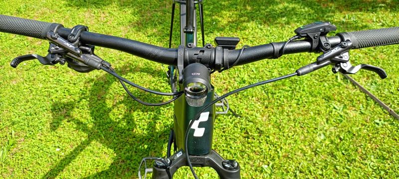 29" CUBE Reaction hybrid SLT 750, 334 km, FOX, XT