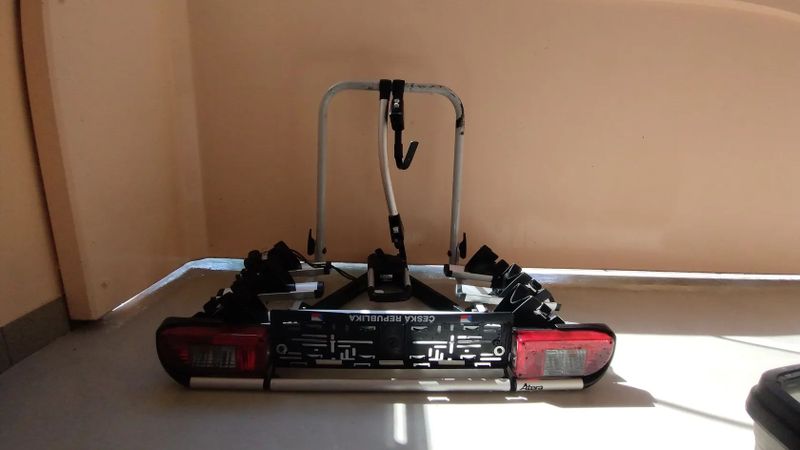 Nosič na tažné zařízení Atera