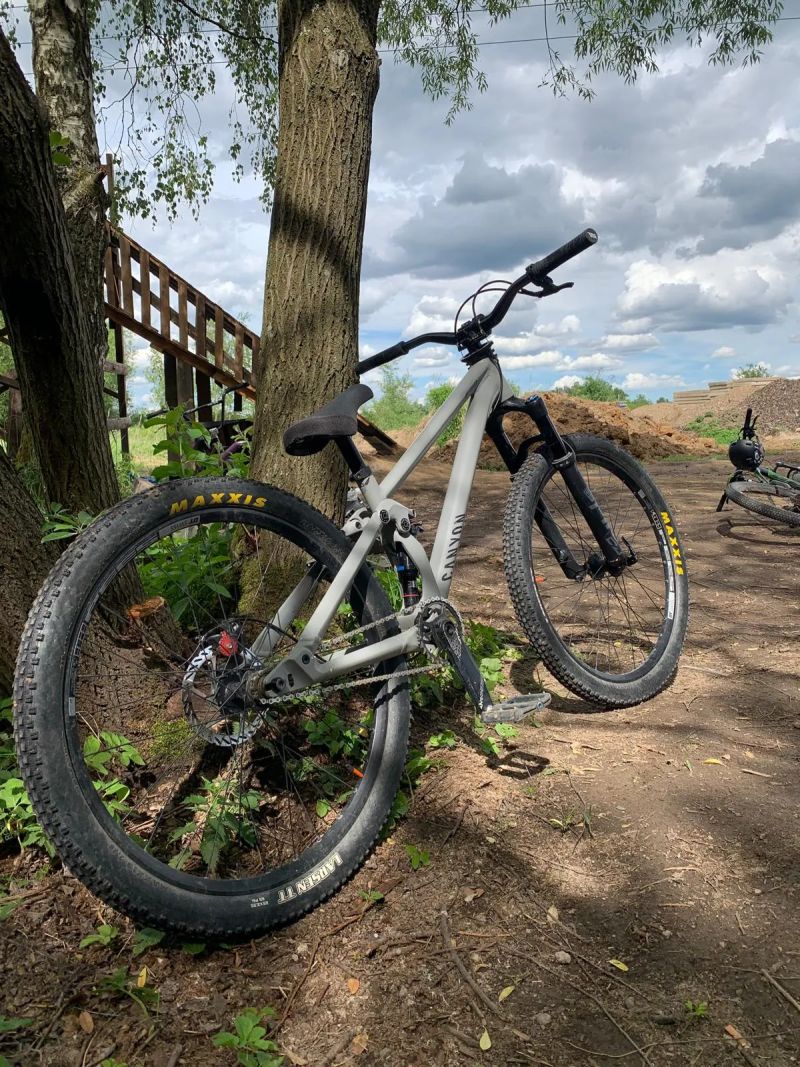 Canyon Stitched 720 pro