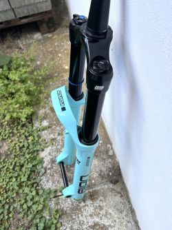 SR Suntour Aion 38 29” 170mm