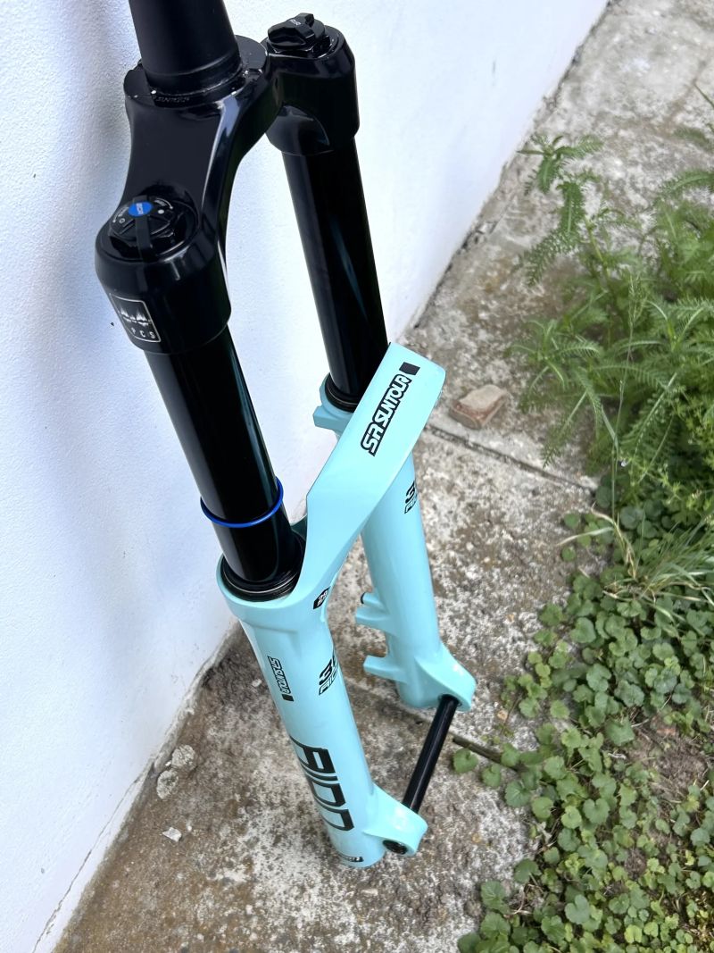SR Suntour Aion 38 29” 170mm