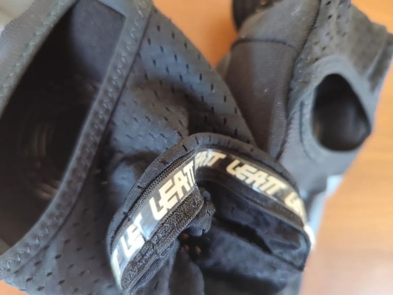 Chránič Leatt Elbow Guard 3DF 6.0 Black M
