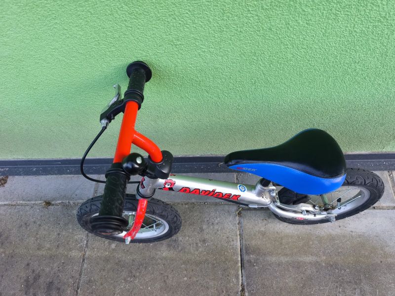 Odrážedlo, 12" nafukovací kola