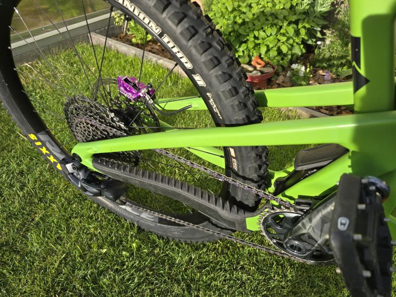 Santa Cruz Nomad Carbon C | vel. S 152-165 cm| odpočet DPH