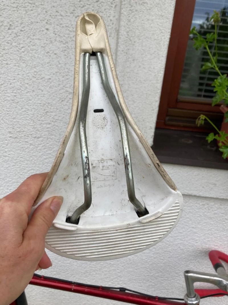 Silniční kolo Eska s komponenty Gipiemme