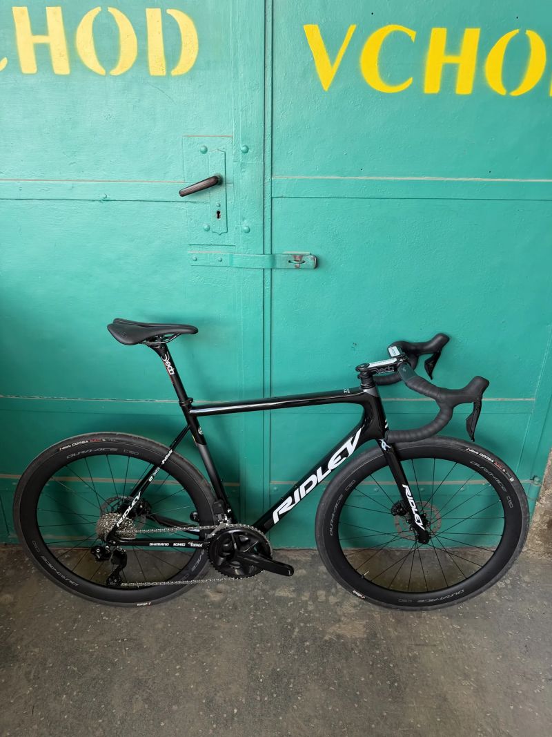 Ridley Helium SLX Disc M" - Dura Ace C50 vyplety 