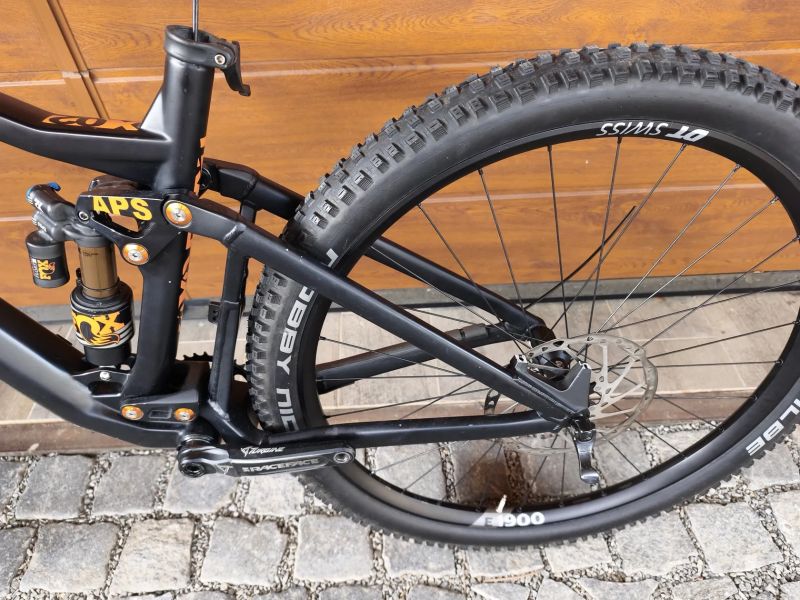 karbonové enduro na dostavbu BMC Traifox TF02 vel.M