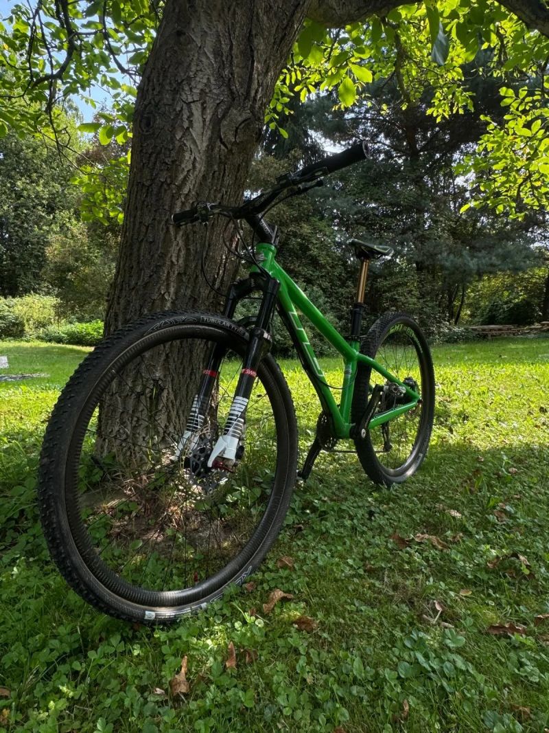 RB CRX - ultralehké, super vybavené kolo pro mladého závodníka!!