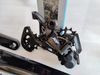 Shimano XT M8100 12sp - řazení na brzdu
