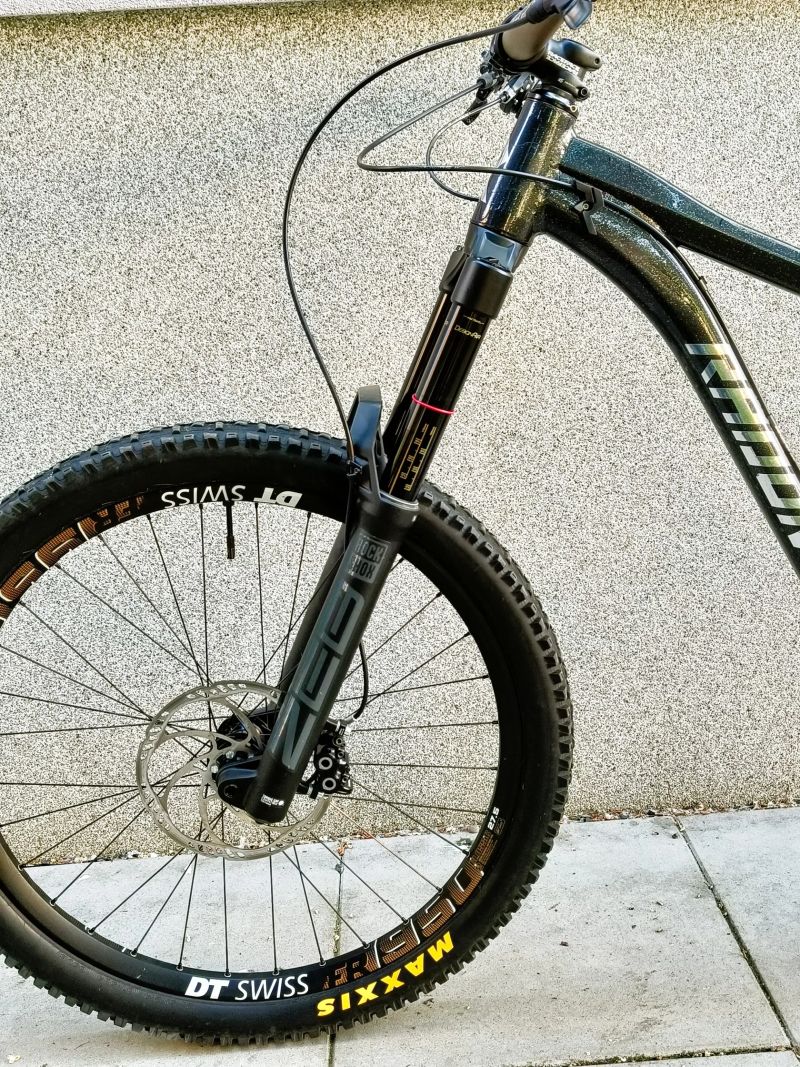 RADON SWOOP 10.0 vel. L, Rock Shox ZEB, Custom úpravy