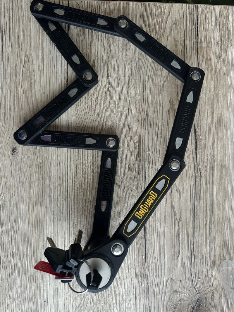 OnGuard K9 skládací zámek 1025 mm