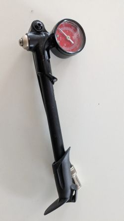pumpička na vidlice RockShox