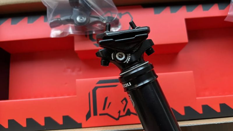 Manitou Jack (BikeYoke Revive 2.0) 185mm 30,9/31,6mm + páčka